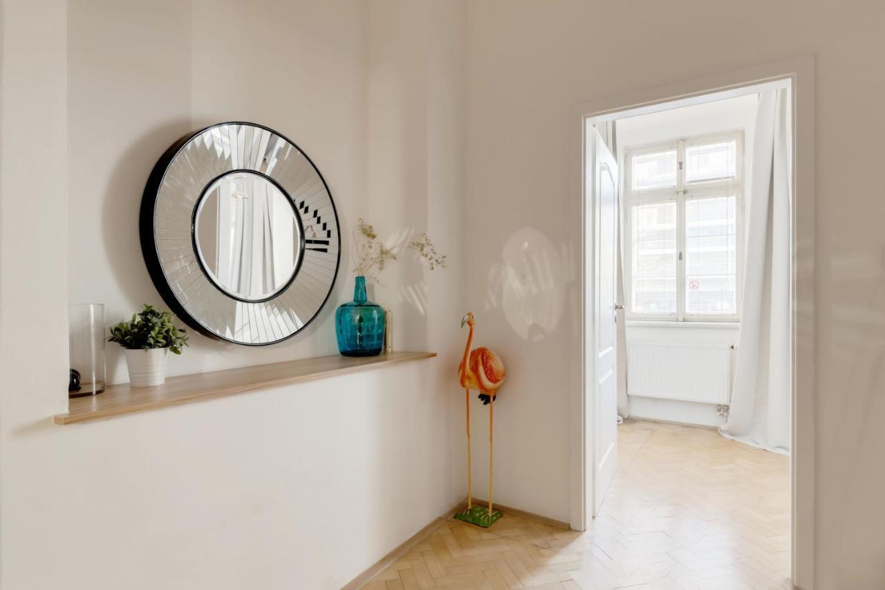 Curiosity Apartments براغ المظهر الخارجي الصورة