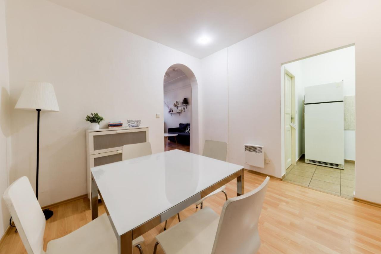 Curiosity Apartments براغ المظهر الخارجي الصورة
