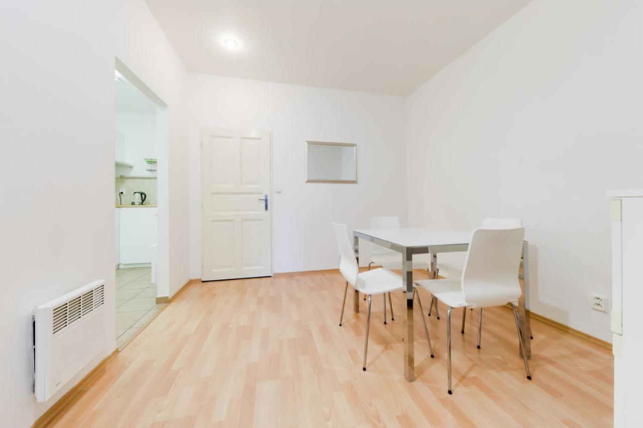 Curiosity Apartments براغ المظهر الخارجي الصورة